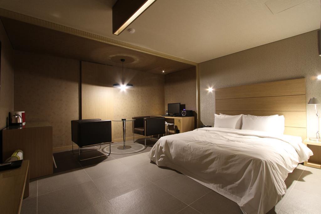 Valentine Hotel Kōyō Zimmer foto