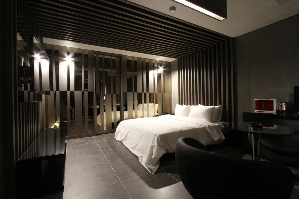 Valentine Hotel Kōyō Zimmer foto