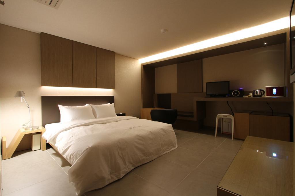 Valentine Hotel Kōyō Zimmer foto